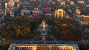 Aerial drone view of Chisinau city centre with Nativity Cathedral and Triumphal Arch. Moldova - Starpik Stock