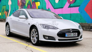 CHISINAU, MOLDOVA – JANUARY, 2022: View of a parked Tesla Model S P90, front view - Starpik Stock