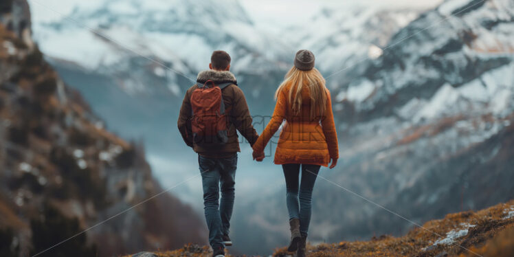 Couple mountain climbers together - Starpik