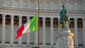 VIDEO Rome, Italy – February 15, 2024: Altar of the Fatherland, Monument to Victor Emmanuel II - Starpik