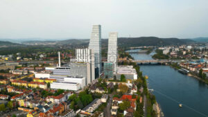 VIDEO Aerial, drone view of the Roche Tower (Building 1) in Basel, Switzerland - Starpik