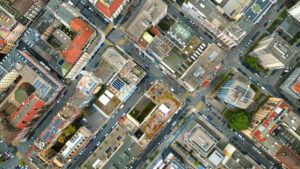VIDEO Aerial, drone view of the streets and buildings of Geneva, Switzerland - Starpik