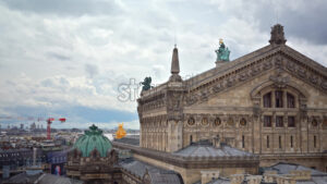 VIDEO Backside view of the top of the Palais Garnier in Paris, France - Starpik
