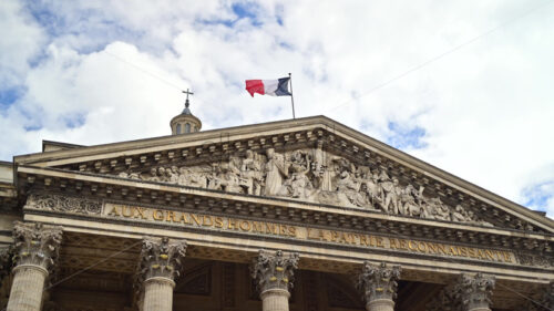 VIDEO Front view of the Pantheon in the Latin Quarter with the blue sky on the background, Paris, France - Starpik