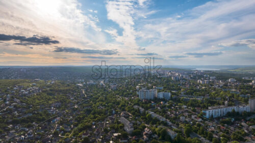 VIDEO Aerial drone timelapse view of Chisinau city. Moldova - Starpik