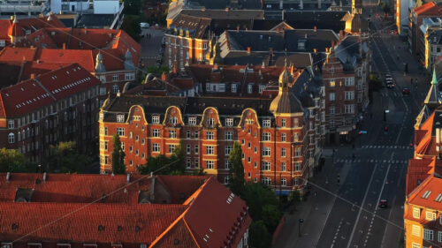 VIDEO Aerial drone view of Amagerbro area in the northern part of the island Amager in Copenhagen, Denmark at sunset - Starpik