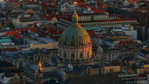 VIDEO Aerial drone view of Frederik’s Church in the city centre of Copenhagen, Denmark - Starpik