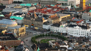 VIDEO Aerial drone view of the Kongens Nytorv public square in Copenhagen, Denmark - Starpik