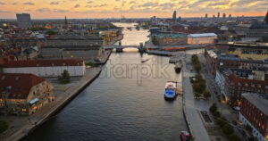 Video Aerial drone view of Borsen historical place in Copenhagen, Denmark at night - Starpik