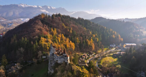 Video Aerial drone view of the Bran Castle in Bran, Transylvania, Romania - Starpik