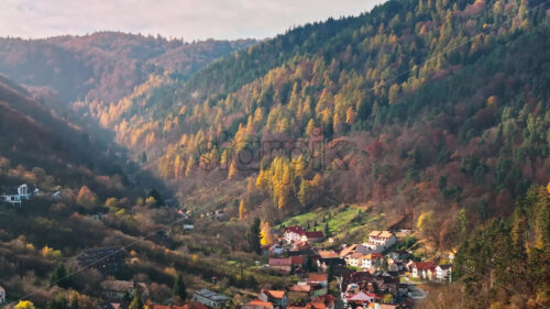 Video Aerial drone view of the city center of Brasov in south-eastern Transylvania, Romania surrounded by mountains - Starpik