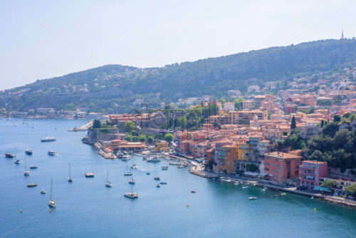 Beautiful daylight view to boats and ships on water - Starpik