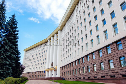 CHISINAU, MOLDOVA – JULY 18, 2018: facade of the parliament building of the Republic - Starpik