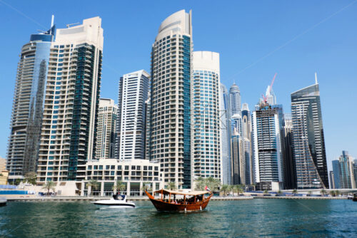 Dubai marina cityscape at daylight. Clear sky. United Arab Emirates - Starpik