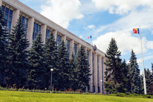 Facade of the government building of the Republic of Moldova, Chisinau - Starpik