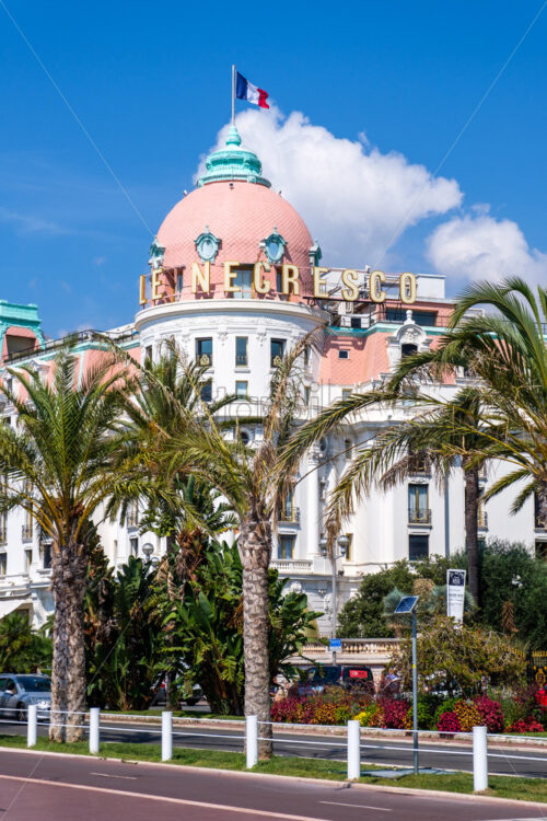 NICE, FRANCE – AUGUST 08, 2018: Negresco Hotel at daylight. View from shore - Starpik