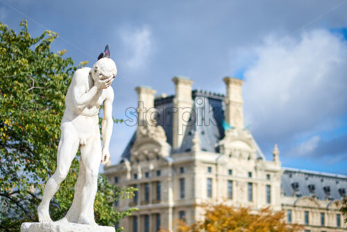 PARIS, FRANCE – OCTOBER 03, 2018: Cain after the murder of his brother. Sculpture by Henri Vidal also known as ”Facepalm” statue - Starpik