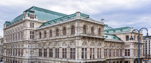 Staad opera architecture in Wien, Austria - Starpik