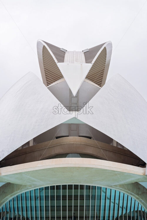 VALENCIA, SPAIN – APRIL 18, 2019: The Opera House during a cloudy day in the city - Starpik