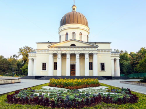 the main cathedral in a sunny day, Chisinau, Moldova - Starpik