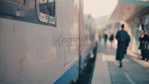 video Blurry view of people and trains moving at the Nice Train Station - Starpik Stock